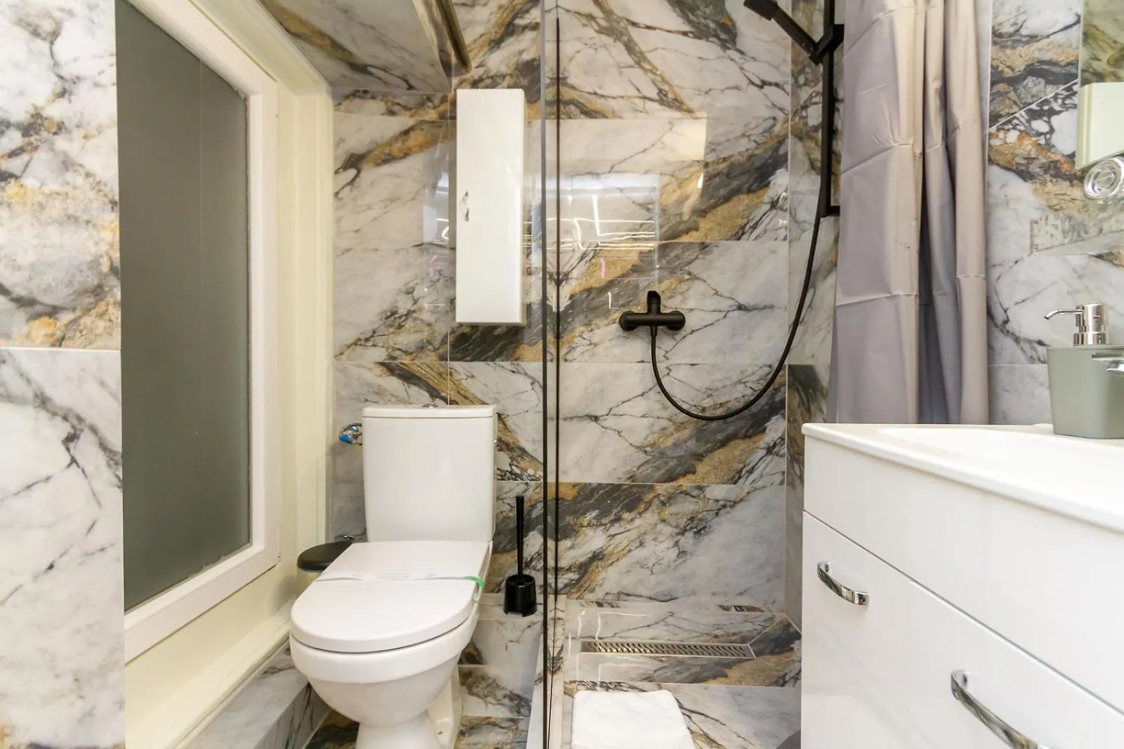 Elisabeth Nest W 2Br And Ac By Nw Apartment Budapest